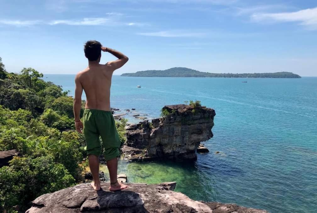 Crusoe Koh Takiev Island Hotel Koh Ta Kiev ภายนอก รูปภาพ