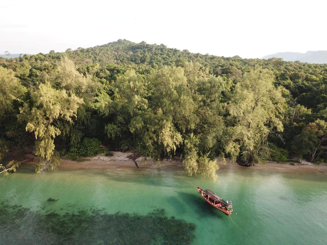 Crusoe Koh Takiev Island Hotel Koh Ta Kiev ภายนอก รูปภาพ