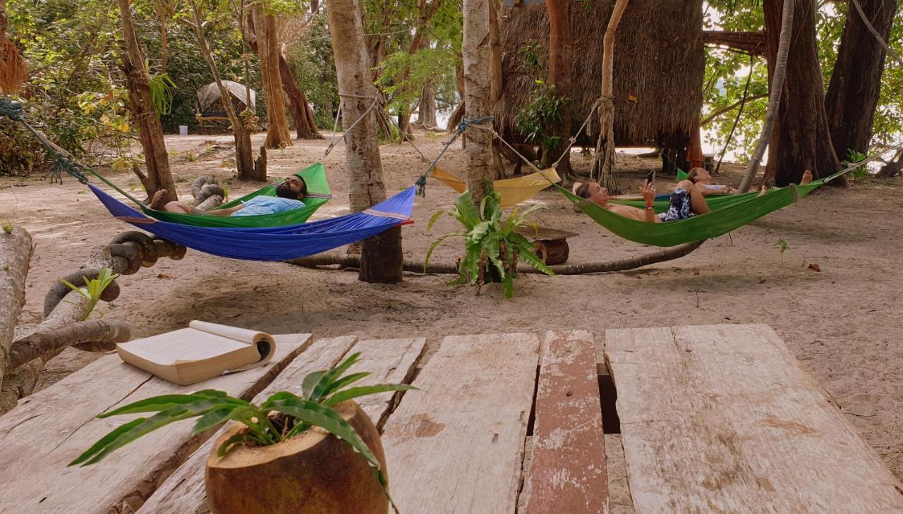 Crusoe Koh Takiev Island Hotel Koh Ta Kiev ภายนอก รูปภาพ