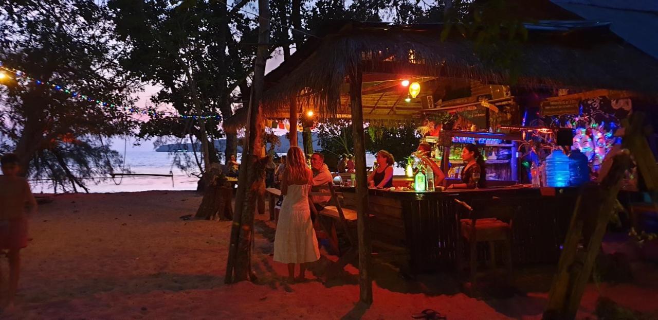 Crusoe Koh Takiev Island Hotel Koh Ta Kiev ภายนอก รูปภาพ
